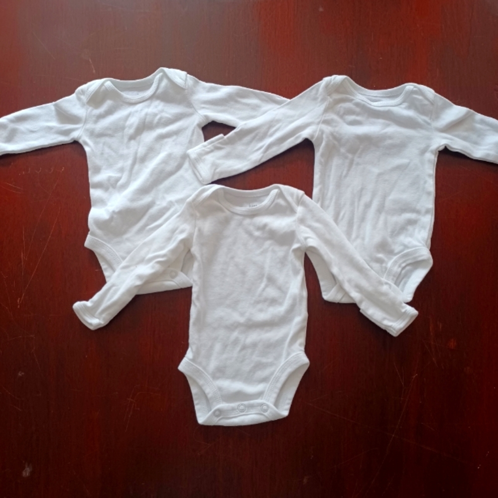 Newborn Long Sleeve Onesies
